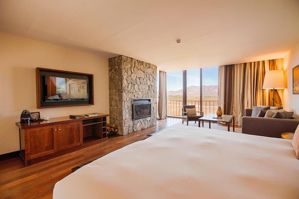 Grace Cafayate Hotel Luaran gambar A suite at the hotel