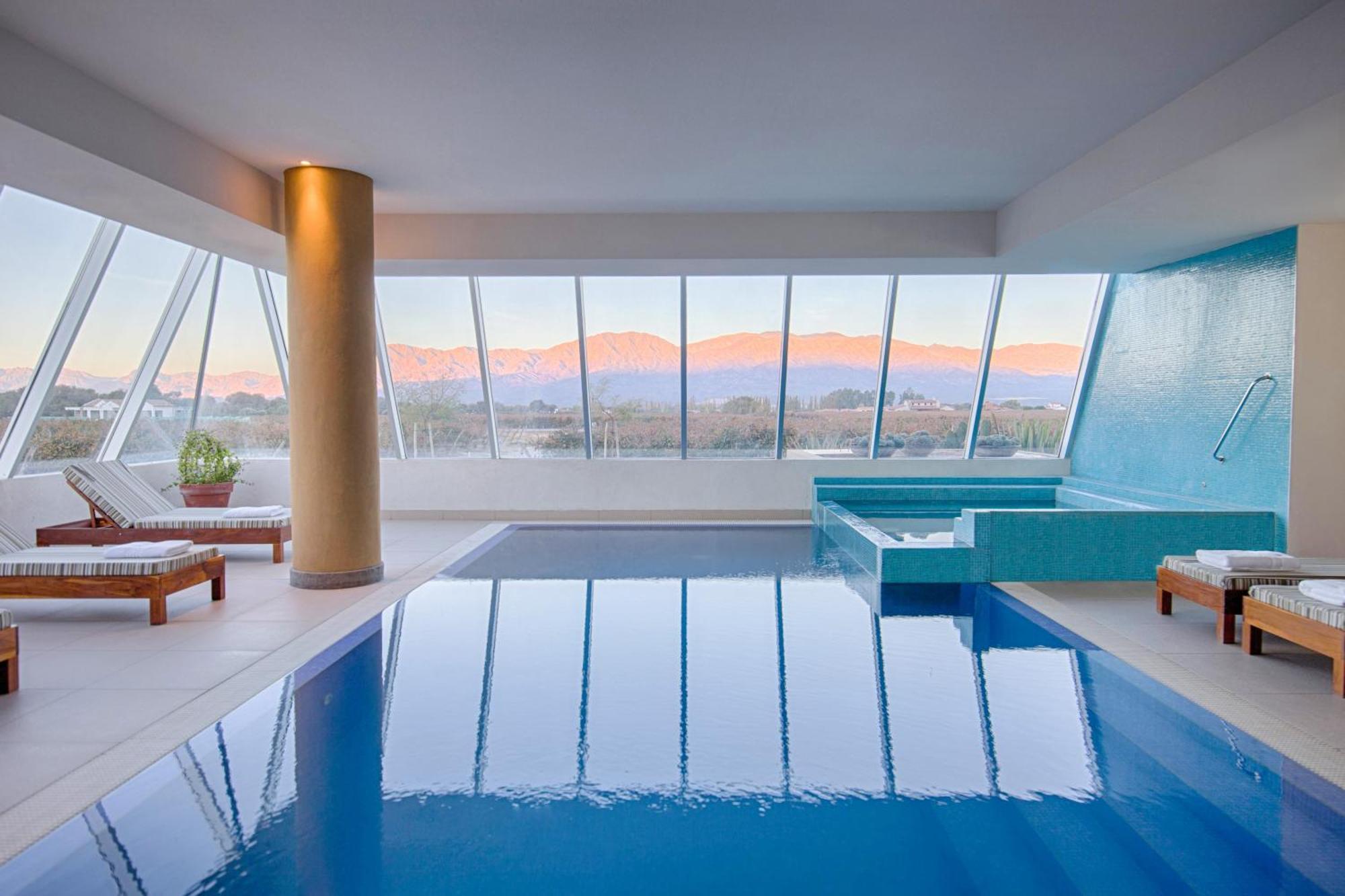 Grace Cafayate Hotel Luaran gambar The pool at the Westin