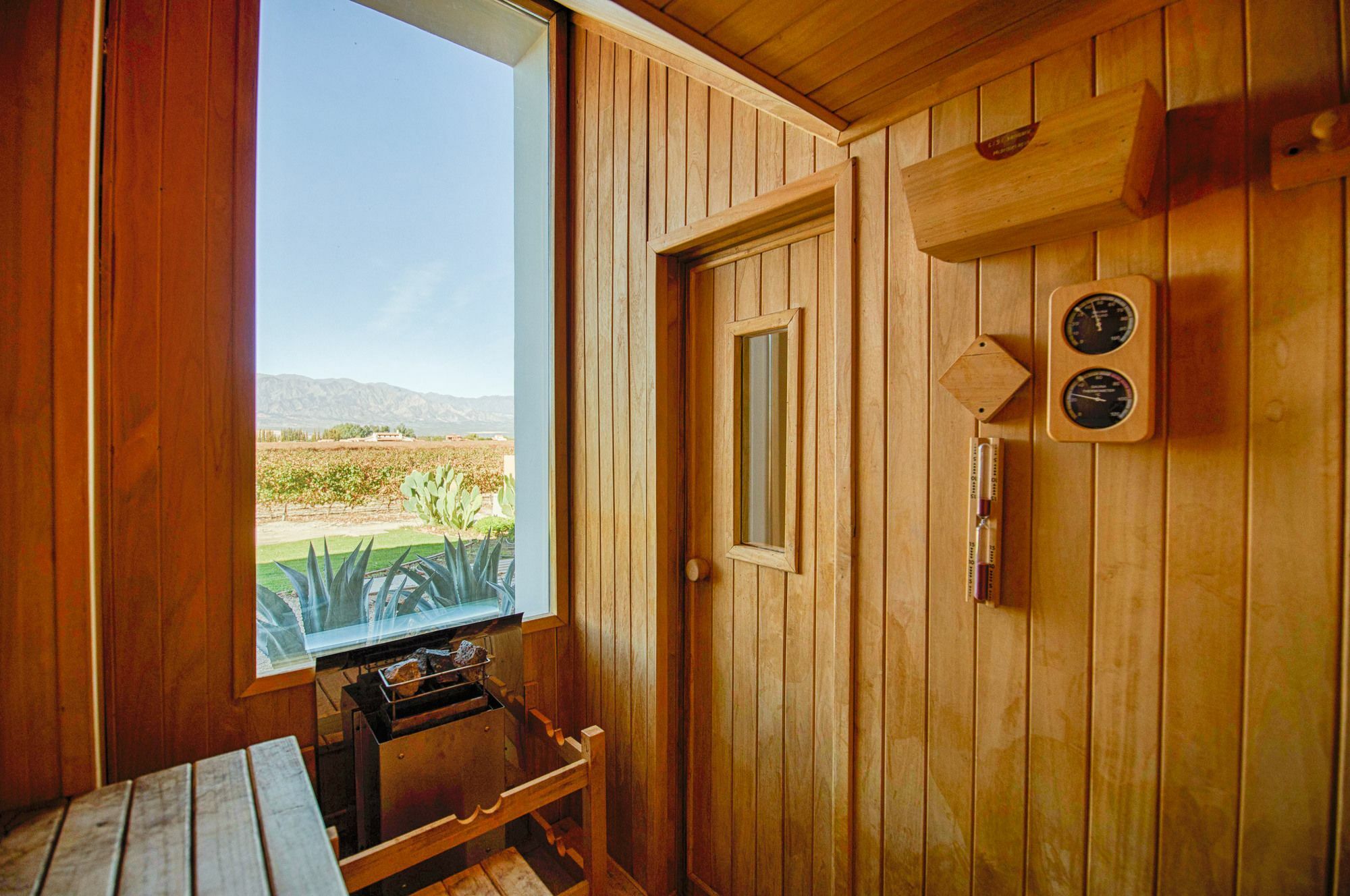 Grace Cafayate Hotel Luaran gambar A modern Finnish sauna